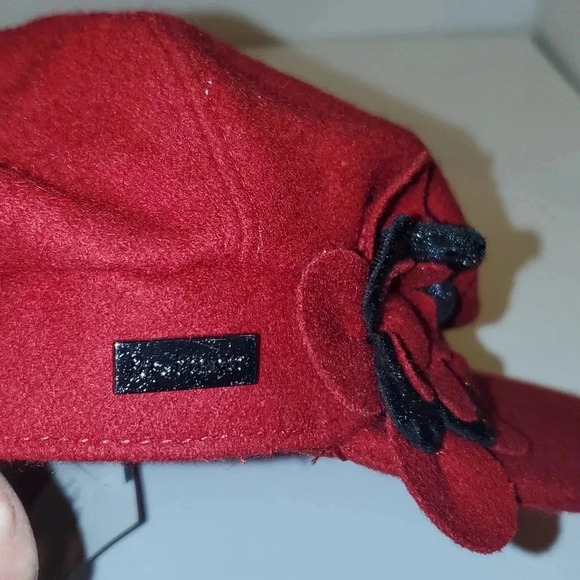 BETMAR RED WOOL ADJUSTABLE CAP BERET WITH FLOWER NWT - Picture 2 of 10